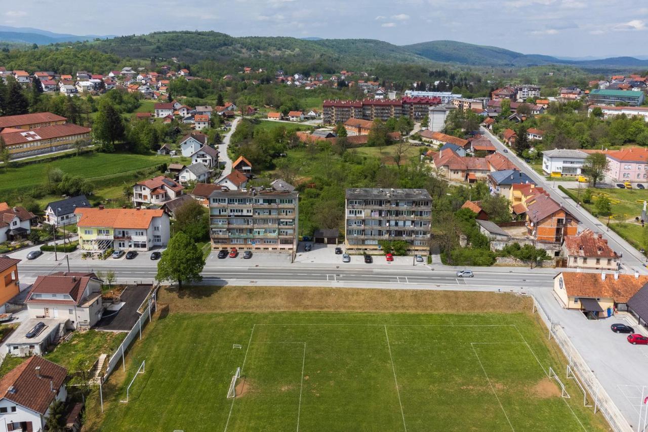 Studio Apartman Sirius Слунь Екстер'єр фото